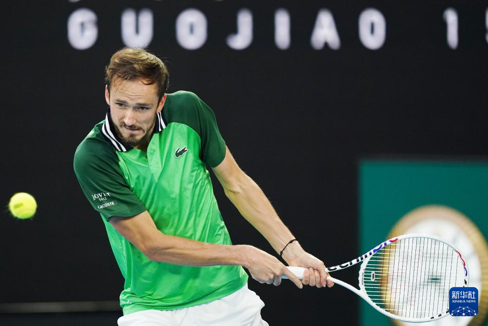 阿尔瓦雷斯 阿尔瓦雷斯