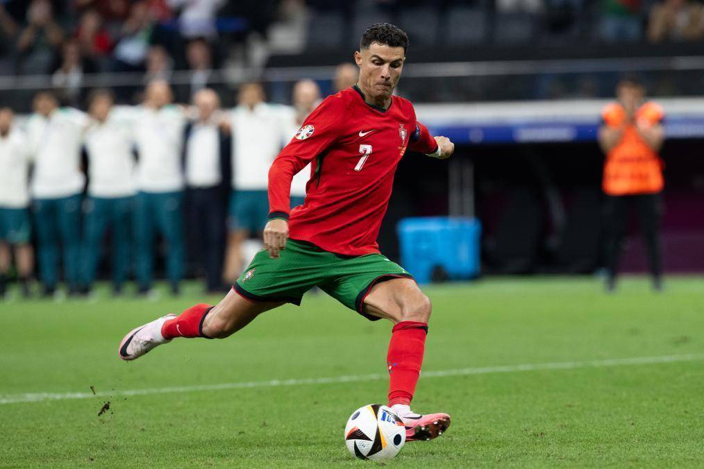 教练团队引 教练团队引