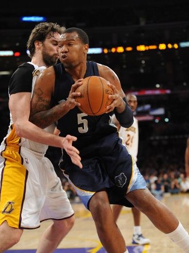 僅半年後 僅半年後