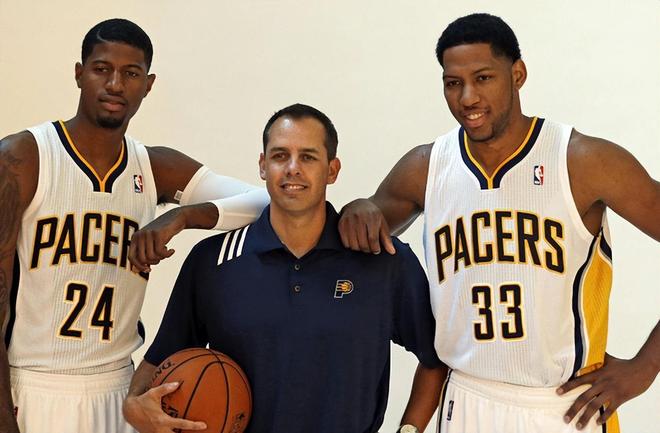 浦在面对曼 浦在面对曼