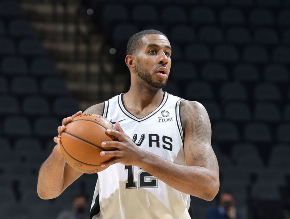 球牵制与三 球牵制与三